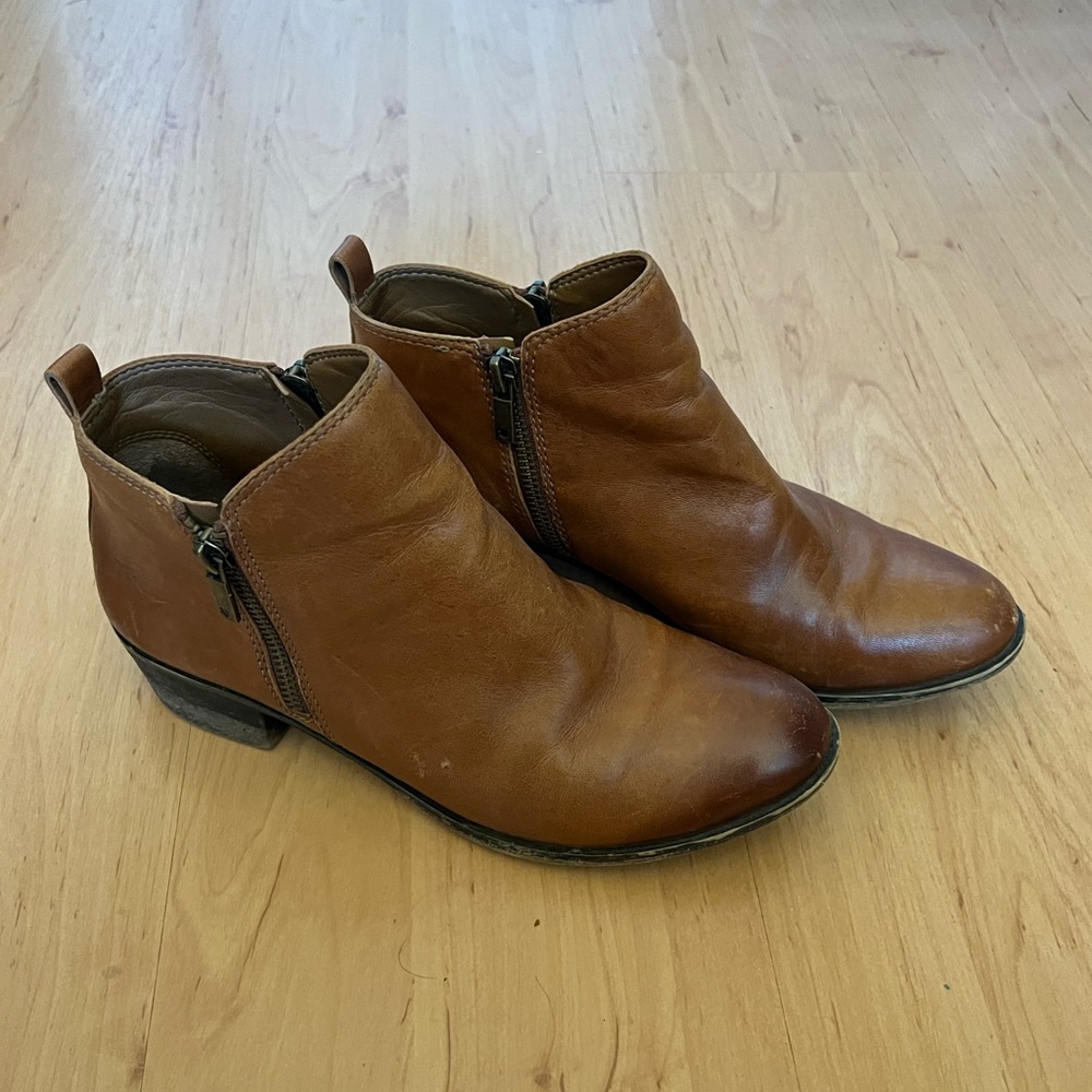 Lucky Brand Basel booties